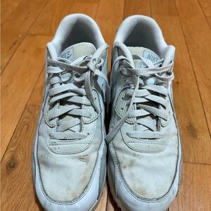 Nike Men's Gray Sneakers